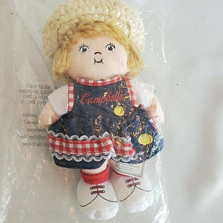 Campbells Collectibles - Campbell Kids Girl Plush Beanie Doll