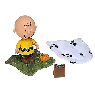 Peanuts Collectibles - Charlie Brown from It's The Great Pumpkin Charlie Brown Action Figure