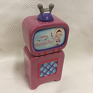 Television Show Collectibles from the 1970's - I Dream of Jeannie - Jeanie Salt and Pepper Shakers