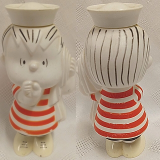 Snoopy and Peanuts Collectibles - Linus Van Pelt Avon Figural Shampoo Container