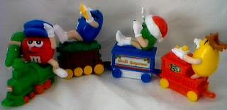 m&m christmas train set