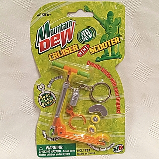 Pepsi-Cola Collectibles - Mountain Dew Mini Finger Scooter Keychain