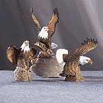 Wildlife Collectibles - Porcelain Eagles On Trunk 27135