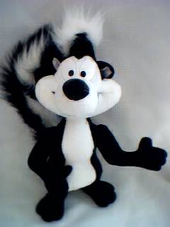 Looney Tunes Collectibles - Pepe Le Pew Plush Stuffed Animal
