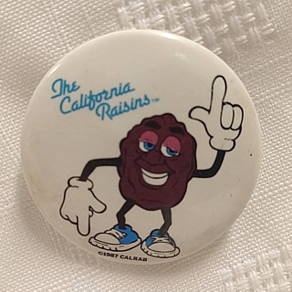 California Raisin - Pinback Button Justin X Grape