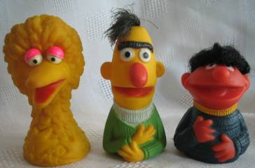 Sesame Street - Grover and Cookie Monster Finger Puppets