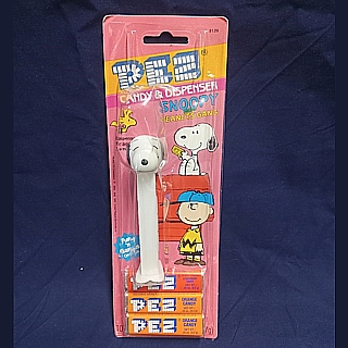 Snoopy Collectibles - Snoopy Carded PEZ