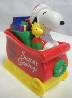Peanuts Collectibles - Snoopy Whitman's Christmas Dog House Bank
