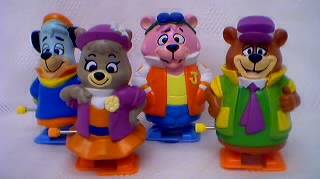 Hanna Barbera Collectibles - Yogi Bear, Cindy Bear, SnagglesPuss & Huckleberry Hound