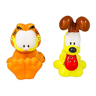 Garfield Collectibles - Garfield and Odie Ceramic Salt and Pepper Shaker Set